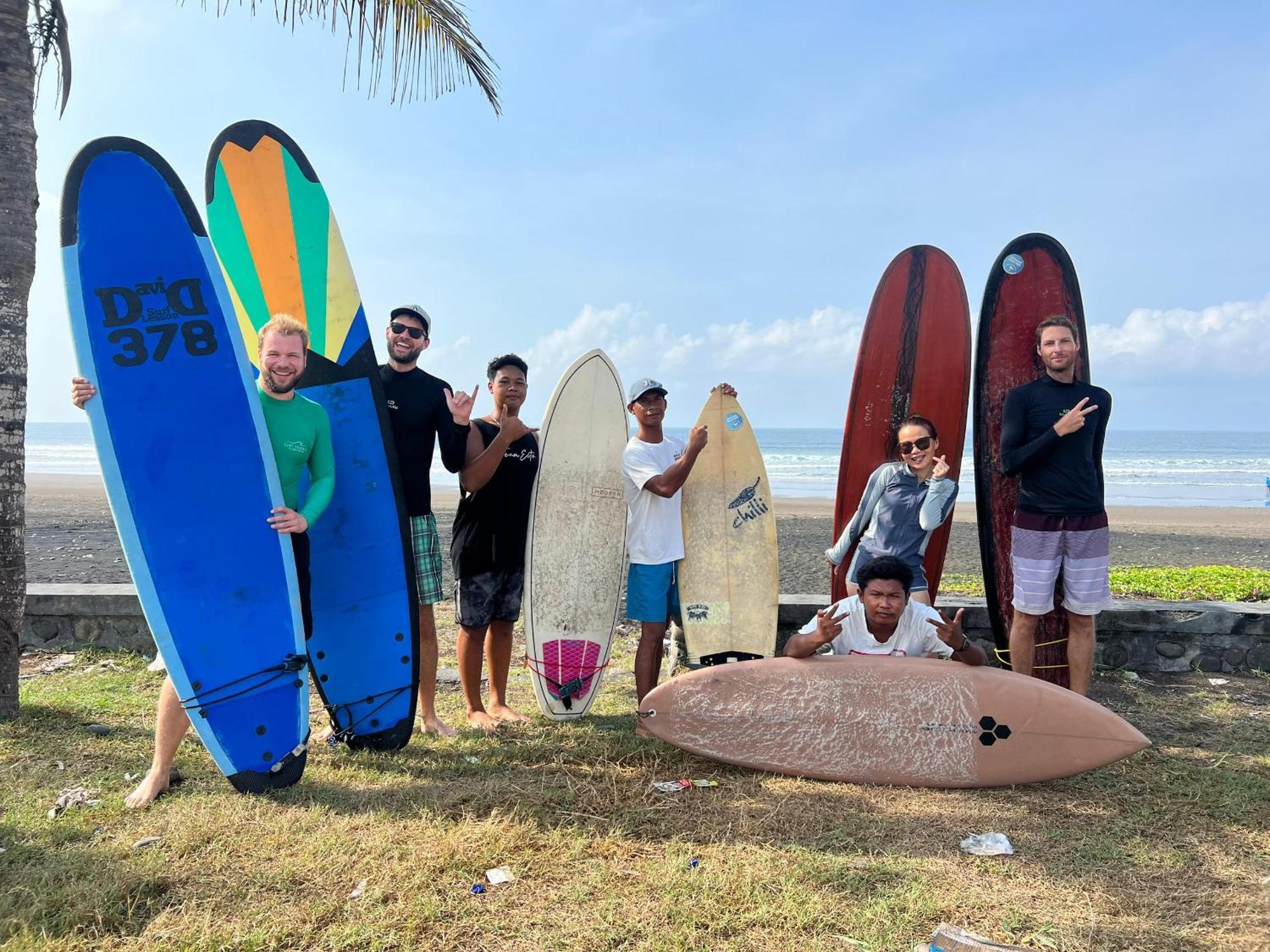 Апартаменти Ayolah Surf House &Surf Camp Jembrana  Екстер'єр фото