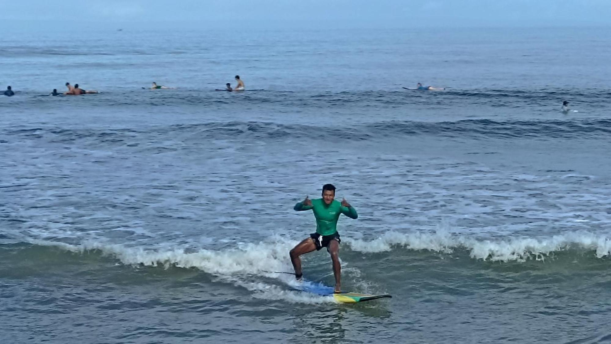 Апартаменти Ayolah Surf House &Surf Camp Jembrana  Екстер'єр фото